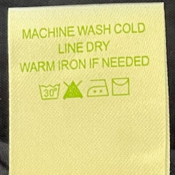 LILLY PULITZER Navy Button Accent 8 Panel Skirt Pink Label 4 - Picture 14 of 16